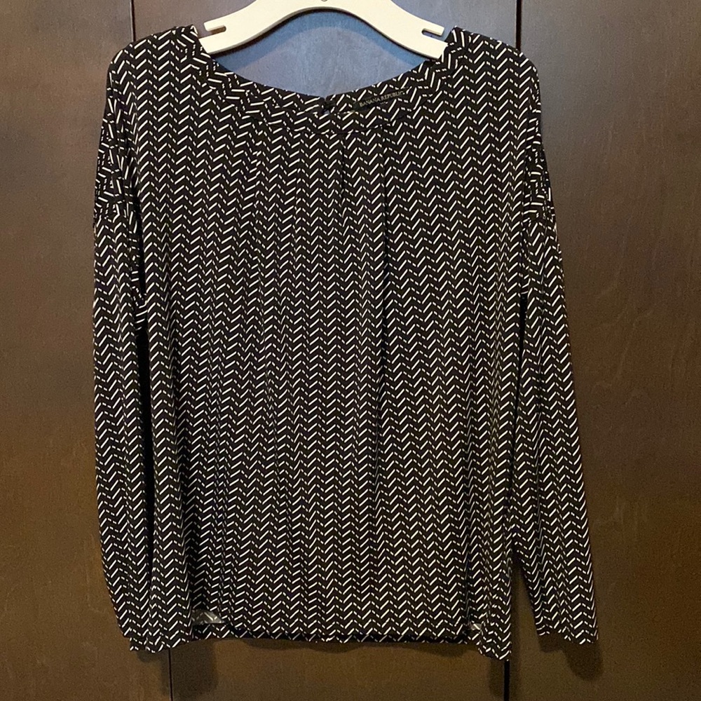 Like new Banana Republic LS blouse